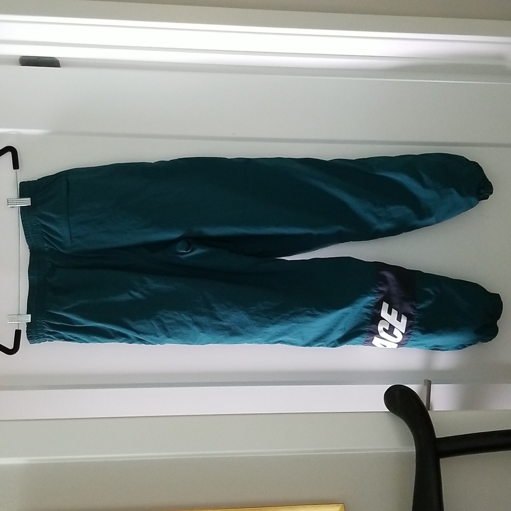 Palace Skateboard High Grade Shell Pants Joggers Size L - Picture 4 of 16